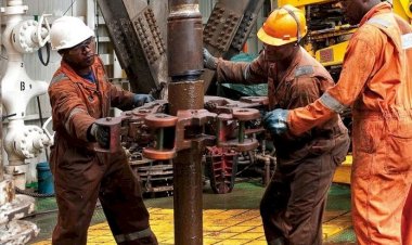 Petrol zengini Nijerya: 7 ay içinde 12,3 milyon metrik ton petrol ithal etti