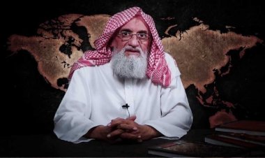 Prof bir babanın oğlu ve Arap Birliğinin İlk Genel Sekreteri'nin yeğeni: Eymen ez-Zevahiri