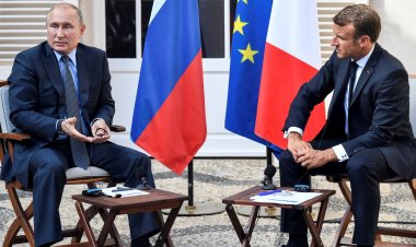 Putin, Macron ile Ukrayna meselesini ele aldı