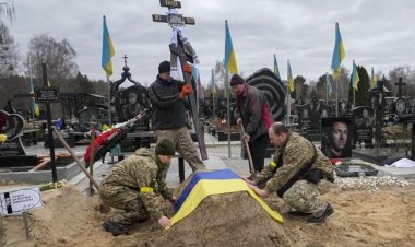 Ukrayna Genelkurmay Başkanı Zalujniy: Rusya ile savaşta yaklaşık 9 bin askerimiz öldü