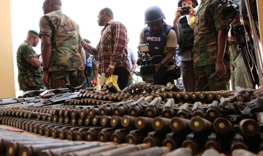 Nijerya'da 3 binden fazla yasa dışı silah ele geçirildi