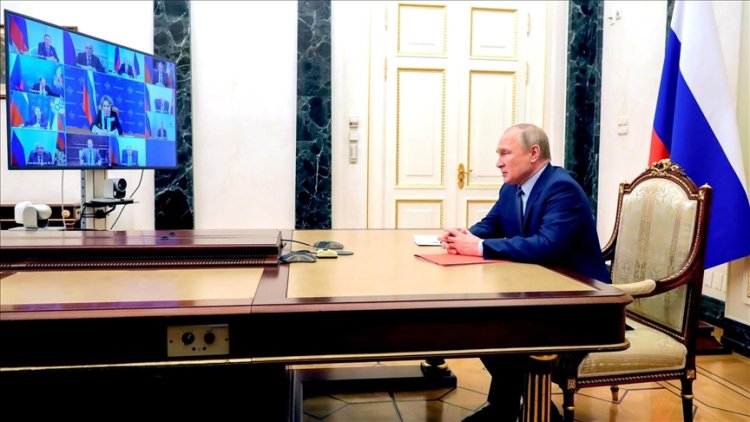 Putin, Güvenlik Konseyi'ni kritik tesislerin korunması konusunda acil topladı