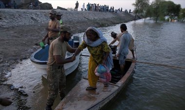 Pakistan'da muson yağmurları sebebiyle ölenlerin sayısı 1208 oldu