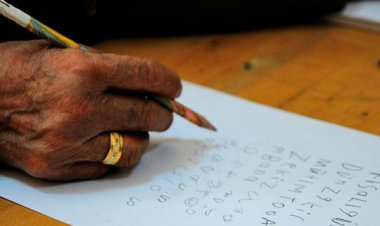 Dünya genelinde 771 milyon kişi okuma yazma bilmiyor