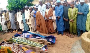 Nijerya'da camiye silahlı saldırı: 18 ölü