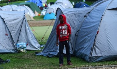 Belçika'da 21 "refakatsiz sığınmacı çocuk" geceyi sokakta geçirmeye terk edildi