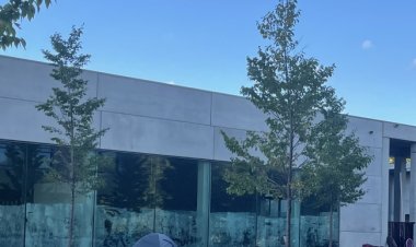 Ukraynalılara kapılarını açan Belçika, sığınmacı çocukları ise sokakta yatırıyor