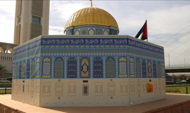 Cezayir, Arap Birliği Zirvesi'ni Arap dünyasının simge yapılarıyla karşılıyor