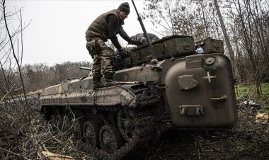 Ukrayna'nın Donetsk bölgesindeki çatışmalar ağır kış şartlarında sürüyor