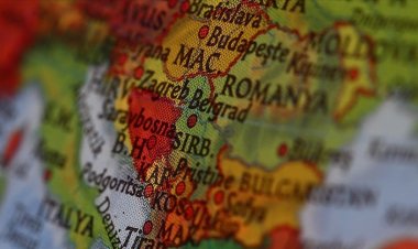 Balkanlarda tansiyon yükselmeye devam ediyor