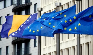 AB liderleri Bosna Hersek'e adaylık statüsü verilmesini onayladı