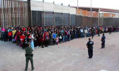 Meksika'dan ABD'ye gitmek isteyen göçmen sayısı 2023'te 2 milyon 240 bini aştı