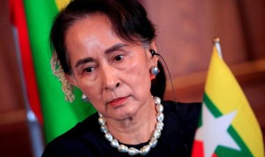 Myanmar'da mahkeme Aung San Suu Kyi için 7 yıl mahkumiyet daha verdi