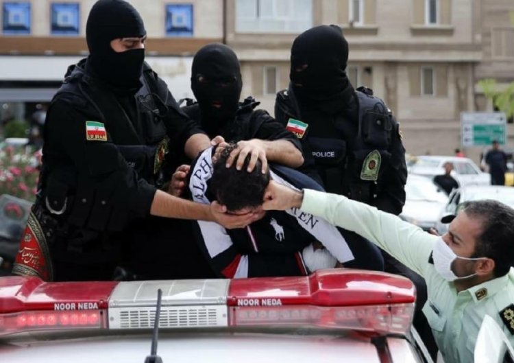 İran: Mossad'a bağlı 4 operasyon timi yakaladık