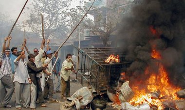 Hindistan'da 11 Müslüman'ı katletmekle suçlanan 67 kişiye beraat