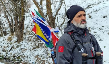 Mekke'ye ulaşmak için 6 bin kilometre yol yürüyecek