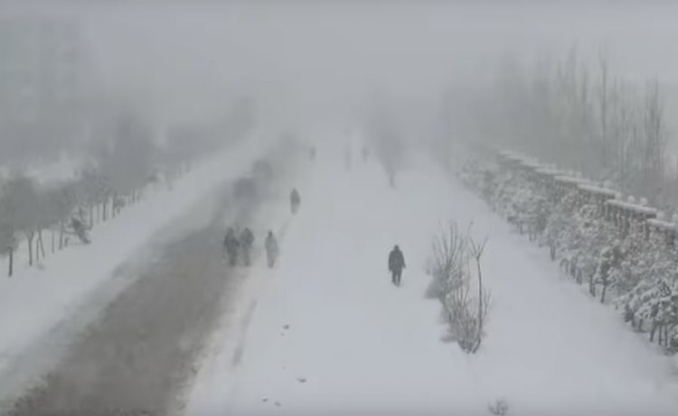 Afganistan'da 'soğuk' ölüm: 70 kişi hayatanı kaybetti