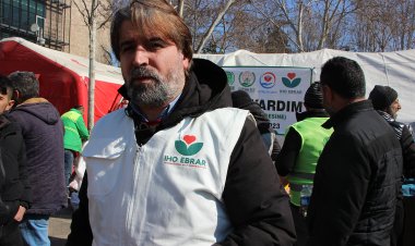 İHO Ebrar'dan depremzedelere yardım eli