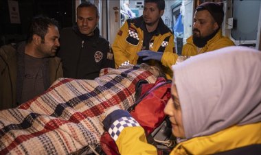 Kahramanmaraş'ta enkaz altında kalan kadın depremin 257. saatinde kurtarıldı