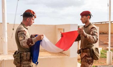 Fransız askerleri Burkina Faso'dan çekildi