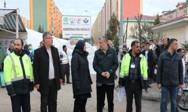 Milletvekillerinden Umut Kervanı Koordinasyon Merkezi ve aşevine ziyaret