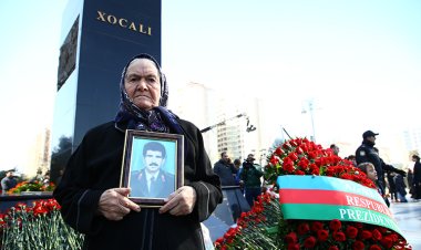 Azerbaycan'da Hocalı Katliamı kurbanları anılıyor