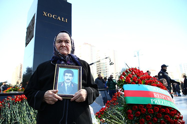 Azerbaycan'da Hocalı Katliamı kurbanları anılıyor