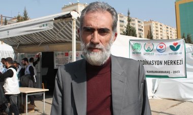 Yetimler Vakfı Genel Başkanı Karavil: Kahramanmaraş’ta günlük 20 bin kişiye yemek dağıtıyoruz