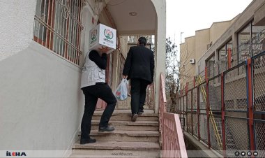 Avrupa Yetim Eli Diyarbakır'da gıda kolisi dağıttı