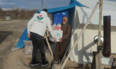 IHO Ebrar'dan kırsaldaki depremzedelere gıda yardımı