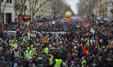 Fransa'da emeklilik reformuna karşı grevler devam ediyor