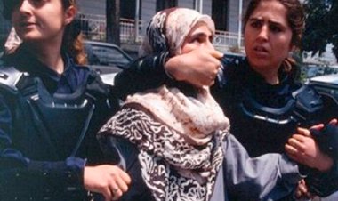 CHP zihniyeti "örtü düşmanlığından" vazgeçer mi?