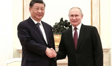 Çin Devlet Başkanı Xi Jinping Rusya'da Putin ile bir araya geldi