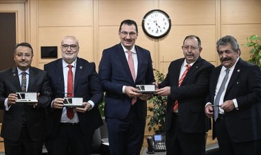 Yeniden Refah Partisi'nin de dahil olduğu "Cumhur İttifakı"nın protokolü YSK'ye sunuldu