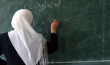 Berlin’de başörtülü öğretmenler okullarda çalışabilecek