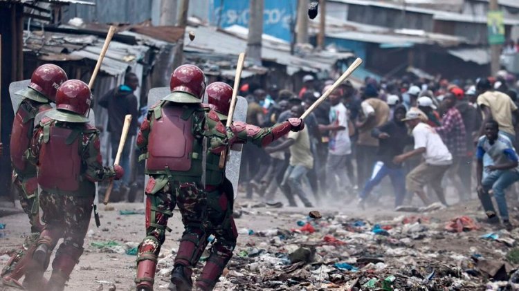 Kenya lideri, muhalif gösterileri yasakladı
