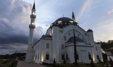 ABD'de ilk kez büyük bir şehirde açıktan 5 vakit ezan okunacak