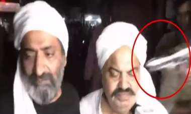 Hintli siyasetçi ve kardeşi canlı yayında öldürüldü