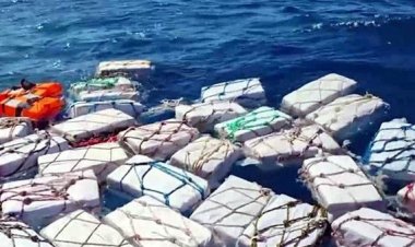 İtalya Mali Polisi, Akdeniz'e bırakılmış paketlerde yaklaşık 2 ton kokain ele geçirdi