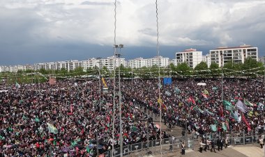 Molla Beşir Şimşek: Ne zamanki insanlık vahye sırt çevirdi dünya ve ahiret hayatları harap oldu