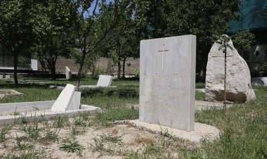 Afganistan'ın başkenti Kabil'deki Britanya Mezarlığı, ülkenin işgal tarihine ışık tutuyor