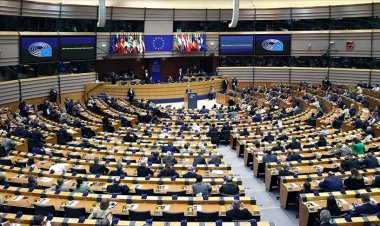 Avrupa Parlamentosu komiteleri yapay zekaya katı kurallar hazırladı