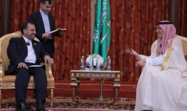 İran ve Suudi Arabistan bakanları Cidde'de bir araya geldi