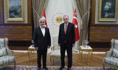 Cumhurbaşkanı Erdoğan, HÜDA PAR Genel Başkanı Yapıcıoğlu’nu kabul etti