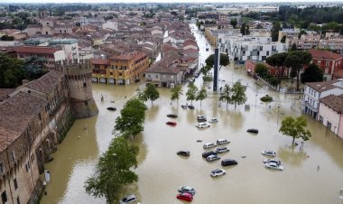İtalya'daki sel felaketinde ölenlerin sayısı 15'e yükseldi