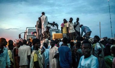 Sudan'daki çatışmalar nedeniyle 100 bin Güney Sudanlı ülkesine dönmek zorunda kaldı