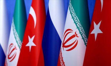 Kazakistan'da dörtlü zirve: Türkiye, Suriye, Rusya, İran