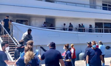 Mora Yarımadası açıklarında batan göçmen teknesinde ölen mültecilerin sayısı artıyor