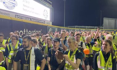 Hollanda'da mültecilere destek yürüyüşünde 1,3 milyon avro bağış toplandı