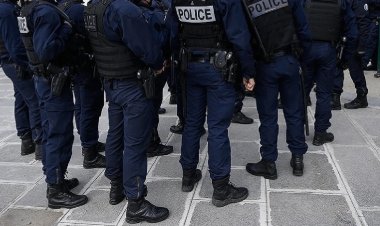 Fransa'da polis Paris Olimpiyat Komitesi merkezine baskın düzenledi